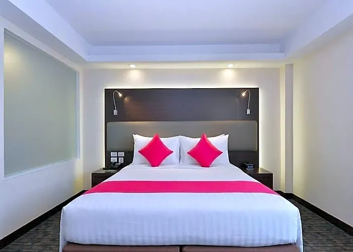 Royal 4*